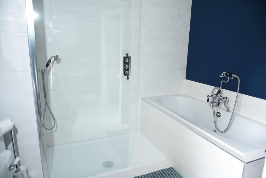Cotswold Dog-Friendly Holiday Home ستراود المظهر الخارجي الصورة