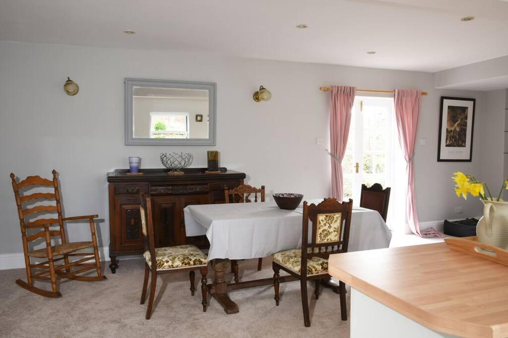 Cotswold Dog-Friendly Holiday Home ستراود المظهر الخارجي الصورة