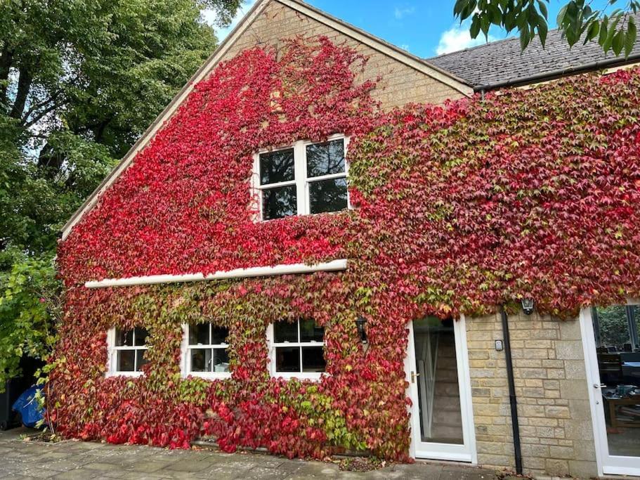 Cotswold Dog-Friendly Holiday Home ستراود المظهر الخارجي الصورة